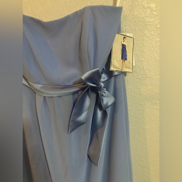 After Six Bridesmaid dress size 6
Periwinkle Lavender Tea Length
Chiffon NWT - Picture 9 of 12